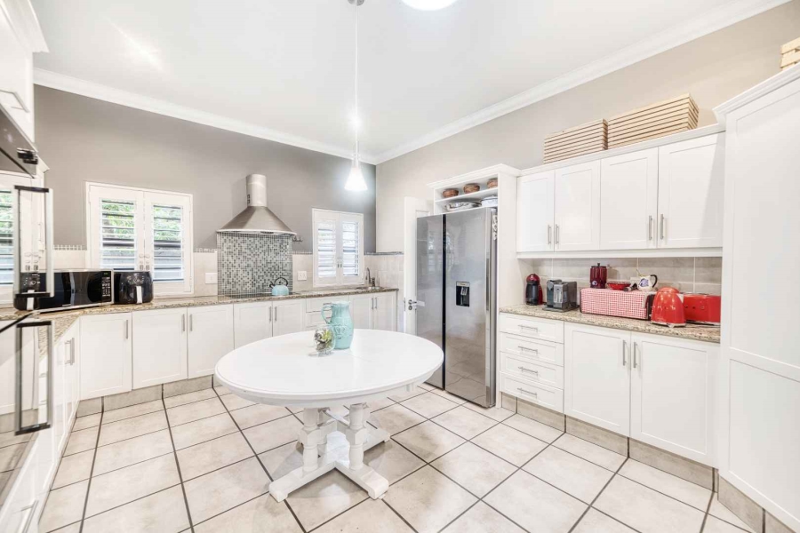 4 Bedroom Property for Sale in Hermanus Heights Western Cape